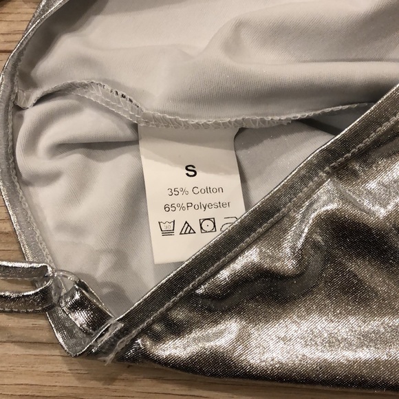 Crop tops - Picture 5 of 6